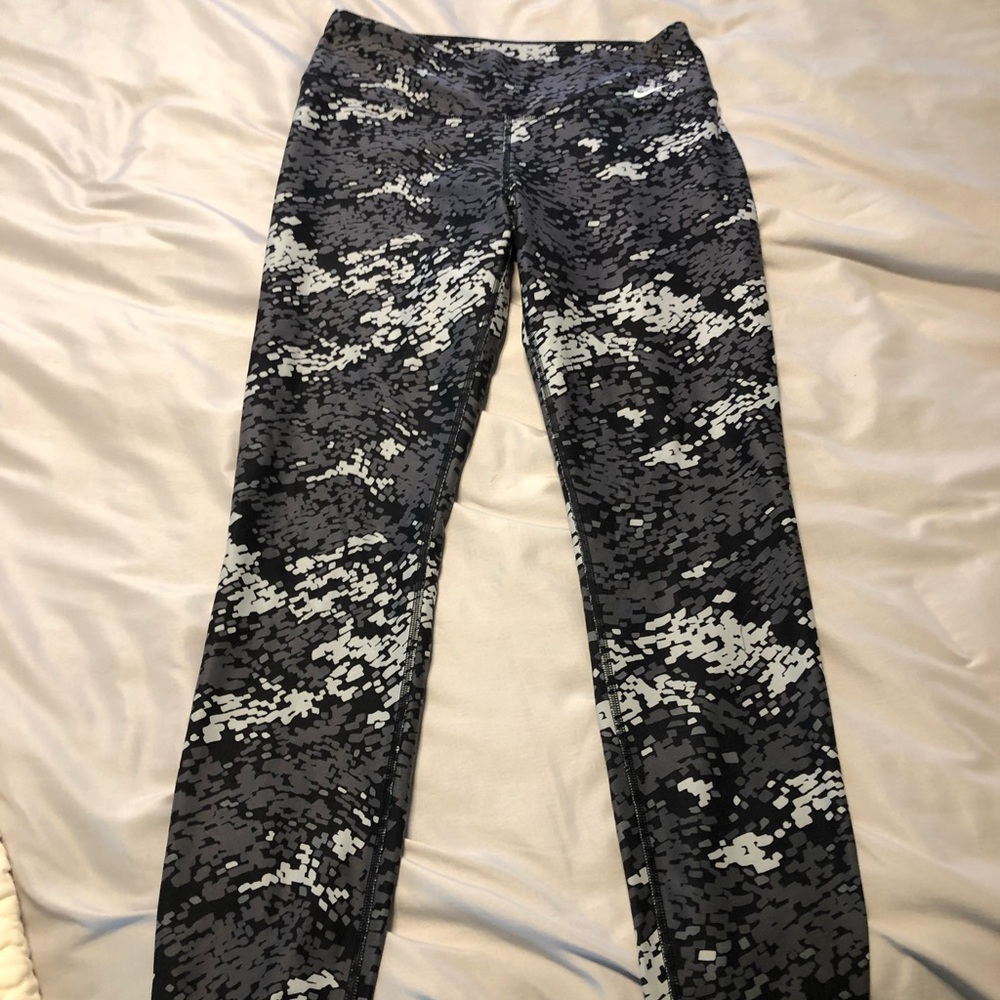 Nike workout tights